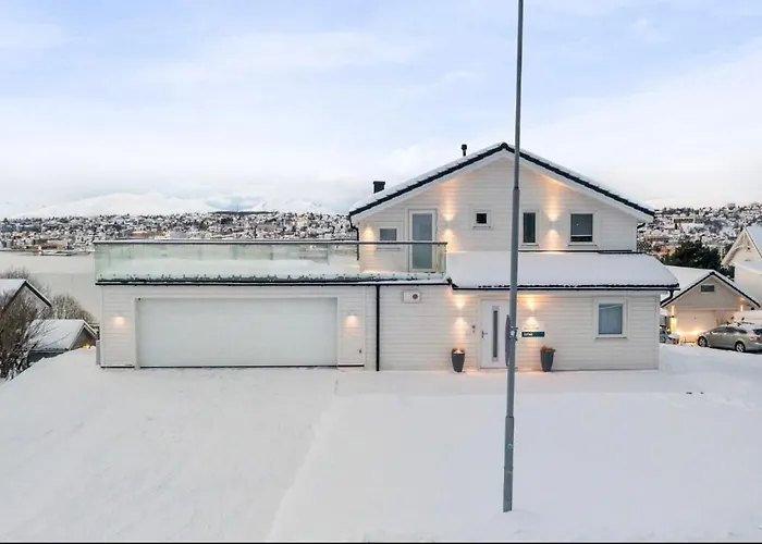Вилла Moderne Sentral Med Fantastisk Utsikt Over Byen Тромсё