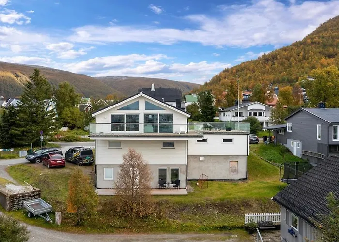 Вилла Moderne Sentral Med Fantastisk Utsikt Over Byen