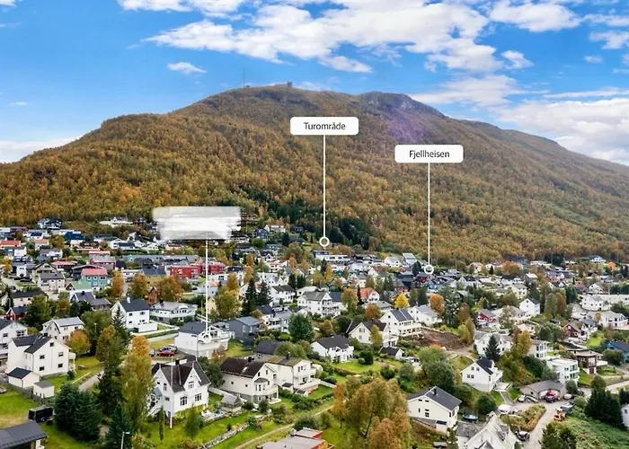 Moderne Sentral Med Fantastisk Utsikt Over Byen